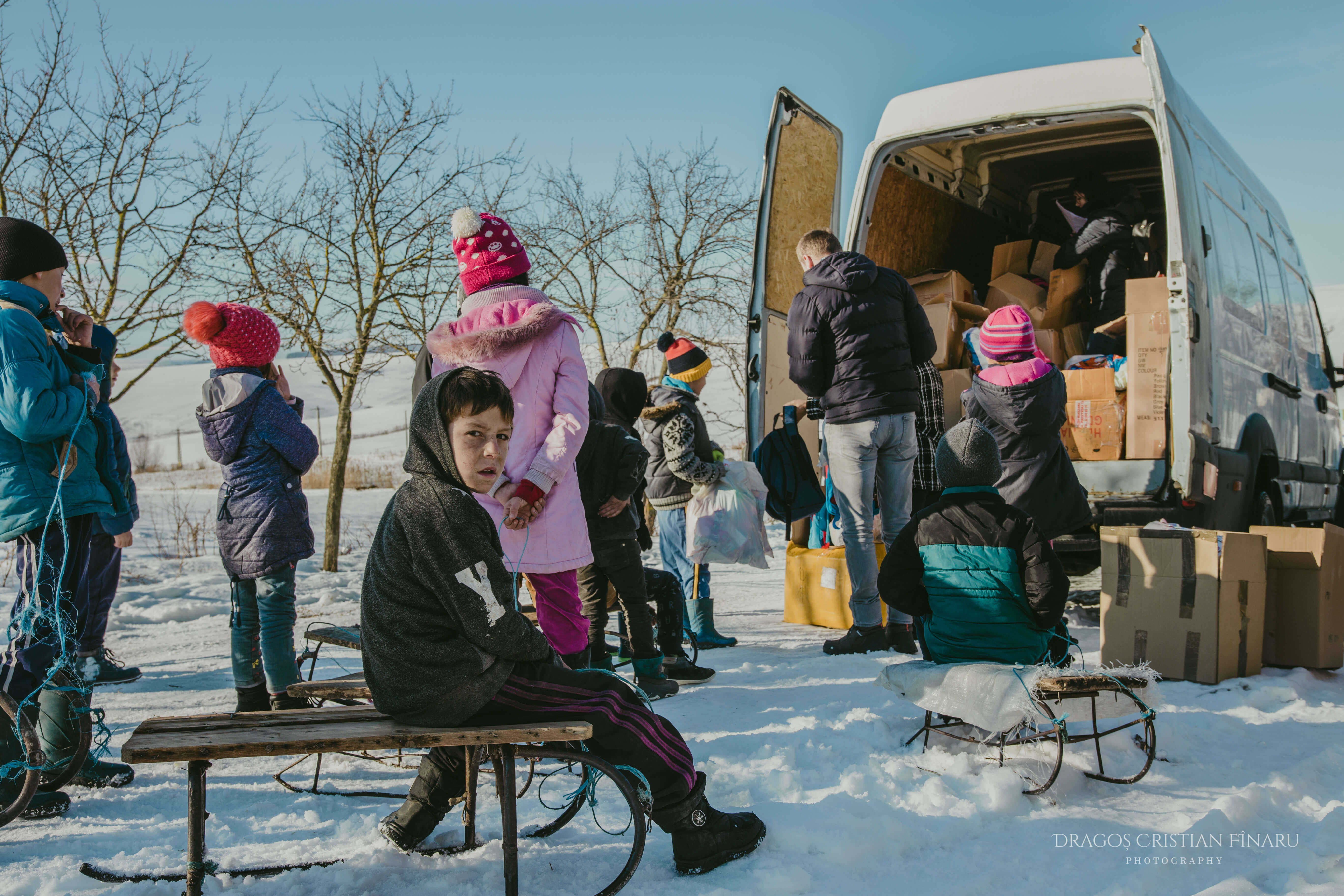 Copii cu cadouri 2018