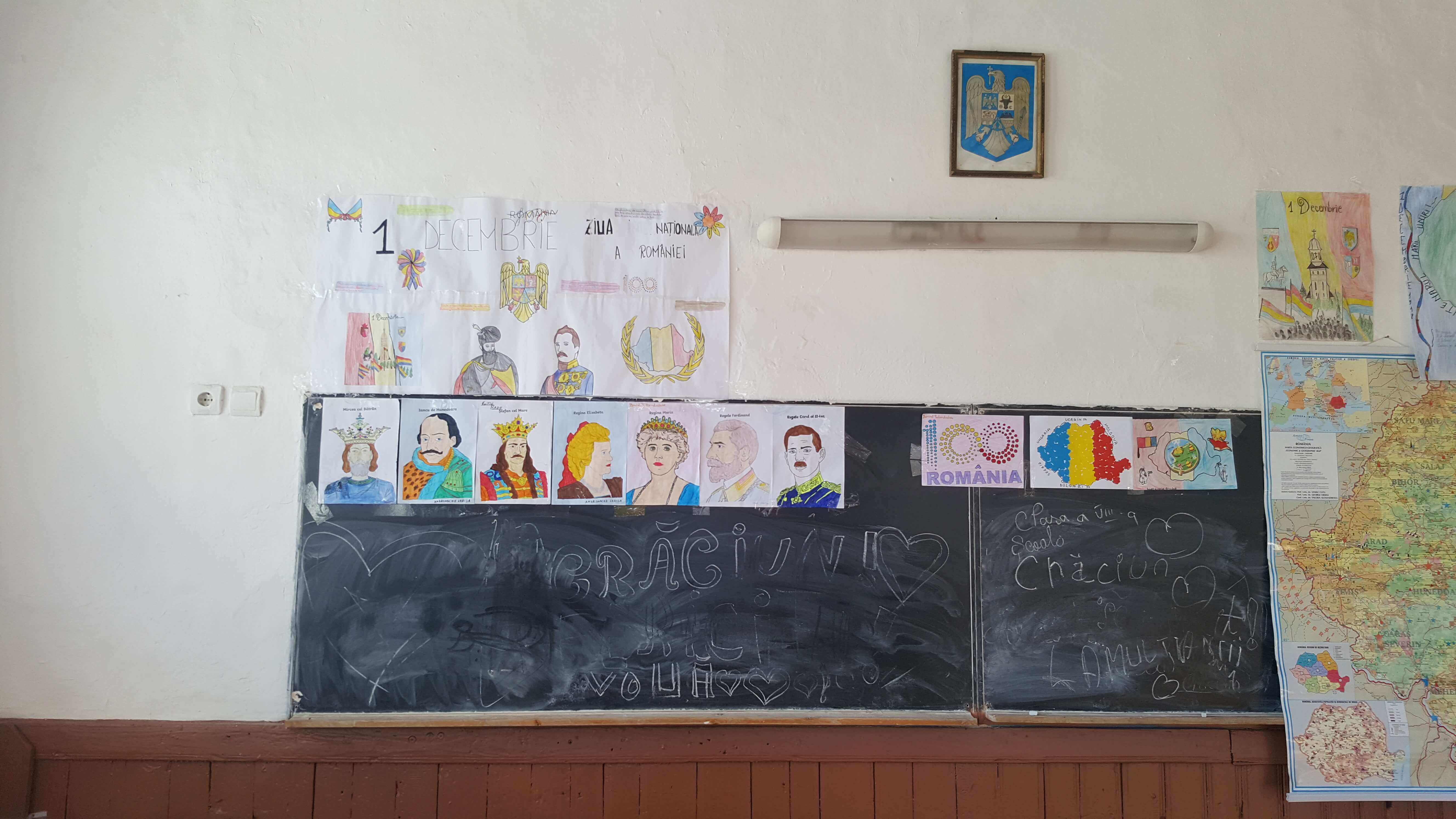 Copii cu cadouri 2018